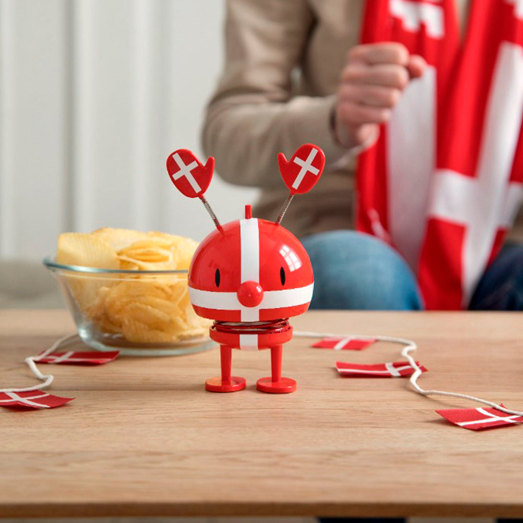 Roligan Denmark S Red