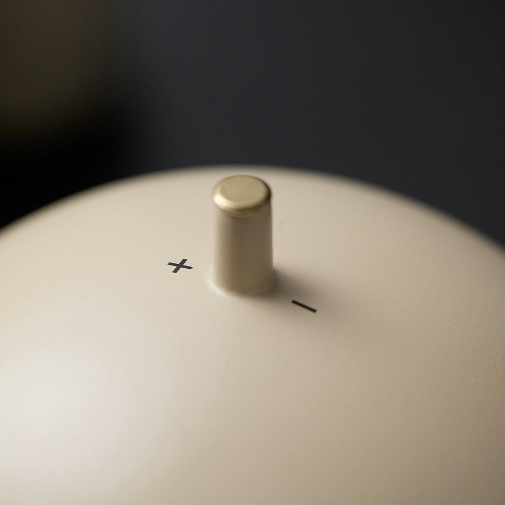 Speaker L Soft Soft Latte